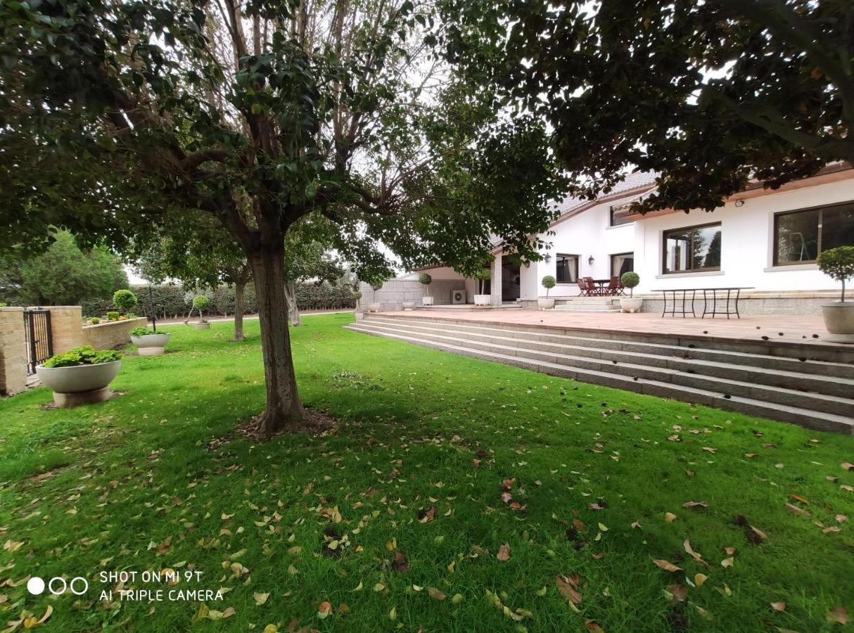 Villa Blanca Con Piscina A 15 Minutos De Toledo - Apartamentos Aloha Toledo Olías del Rey Exteriör bild