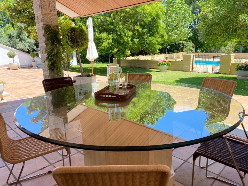 Villa Blanca Con Piscina A 15 Minutos De Toledo - Apartamentos Aloha Toledo Olías del Rey Exteriör bild